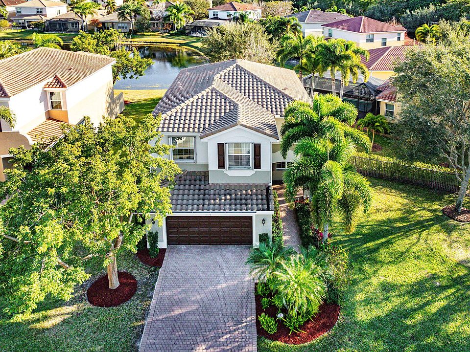 1st image of 8316 Calabria Lakes Drive