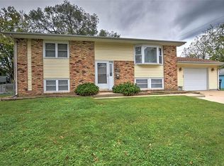 2060 W Division St, Decatur, IL 62526