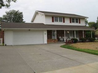 500 Claremont Dr, Salina, KS 67401