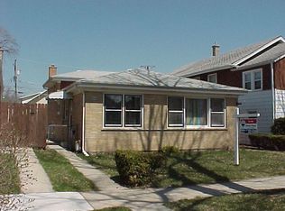 8616 Lyndale St, River Grove, IL 60171