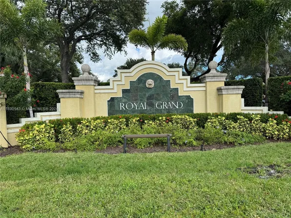 2600 S University Dr APT 205, Fort Lauderdale, FL 33328