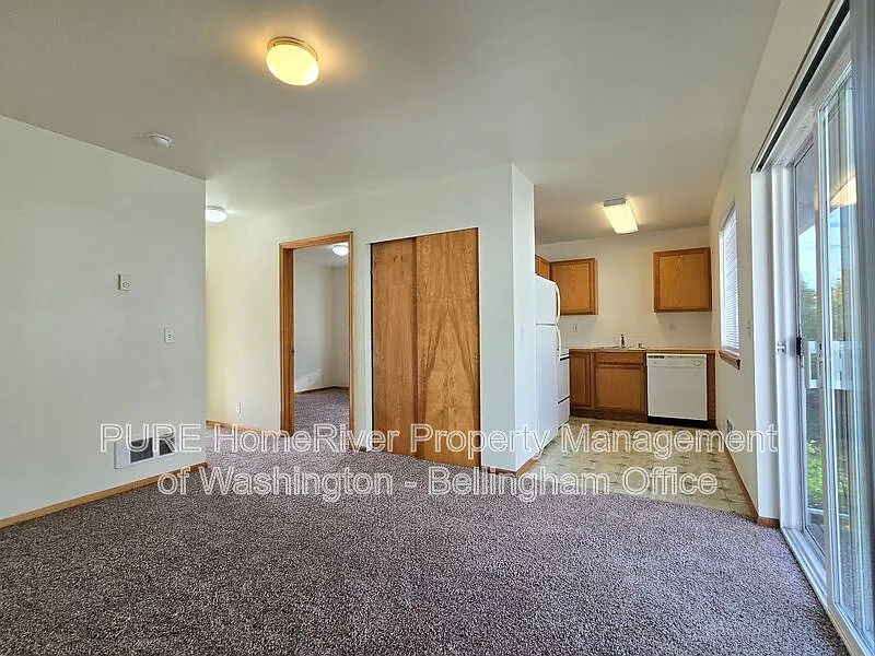 3150 W Maplewood Ave #201