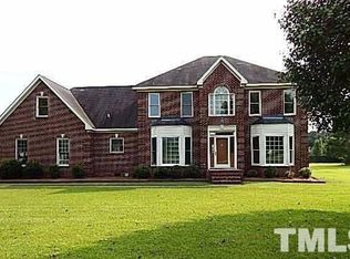 101 Lake Ridge Dr, Goldsboro, NC 27530