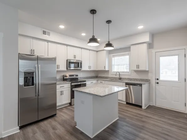 108-A Aviator Cir, Oak Grove, KY