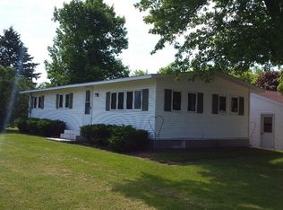 4788 Sunshine Dr, Pulaski, WI 54162