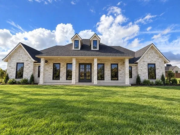 906 Wildridge Dr, Waco, TX 76657