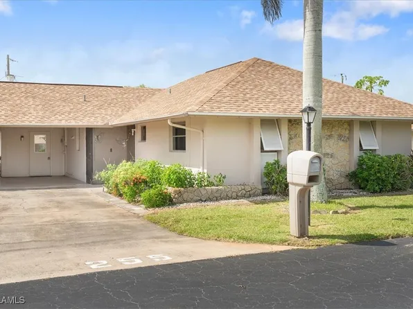 255 Briar Ct, Lehigh Acres, FL 33936