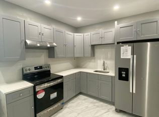 93 Dakota St FLOOR 2, Dorchester Center, MA 02124
