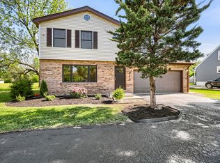 445 E Fullerton Ave, Addison, IL 60101