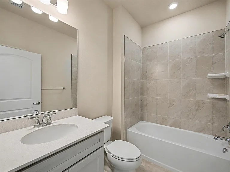 14172 SW Incarnadine Ln — Photo 12
