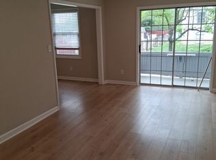 175 Malabu Dr APT 8, Lexington, KY 40503