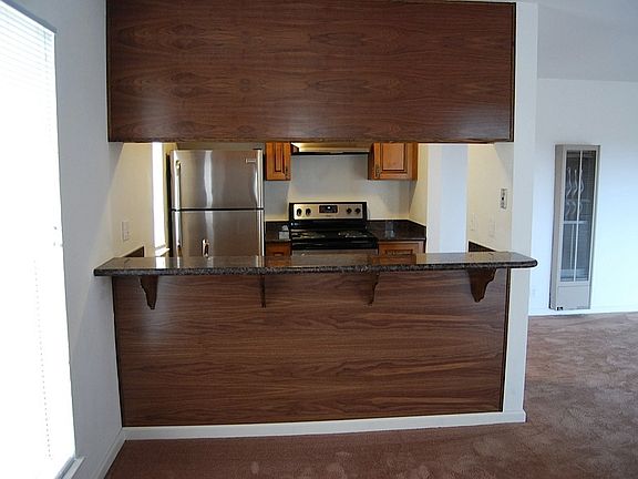5th image of 142 Kathy Ellen Dr