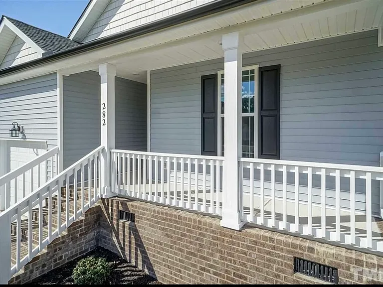 282 Parker Rd — Photo 3