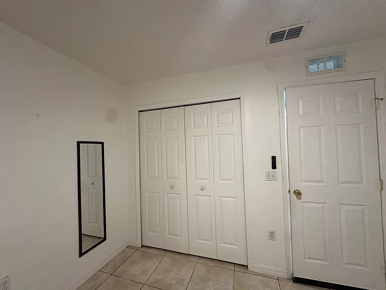 53 Sawfish Ct — Photo 3