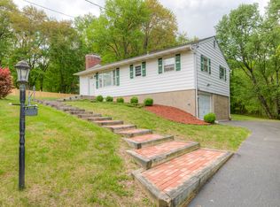 6 Bedell Rd, Poughkeepsie, NY 12603