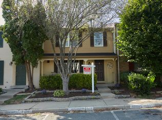 104 Pontiac Way, Gaithersburg, MD 20878