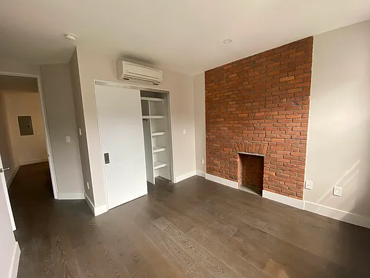 Rented by Besen Partners, LLC | media 22