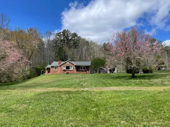 3321 Smyrna Rd, Young Harris, GA 30582