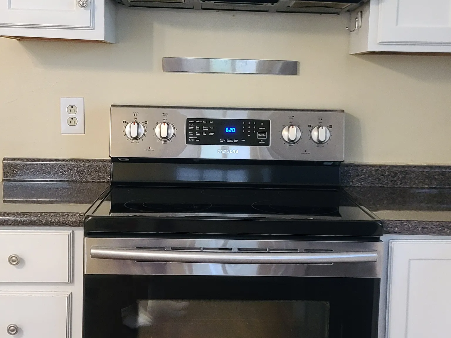2 bed, 900 sqft, $1,625 — Photo 4