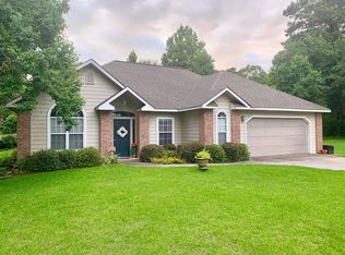 102 Bridgecrossing, Onalaska, TX 77360