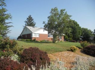 1539 Hillcrest Dr, Harrisonburg, VA 22802