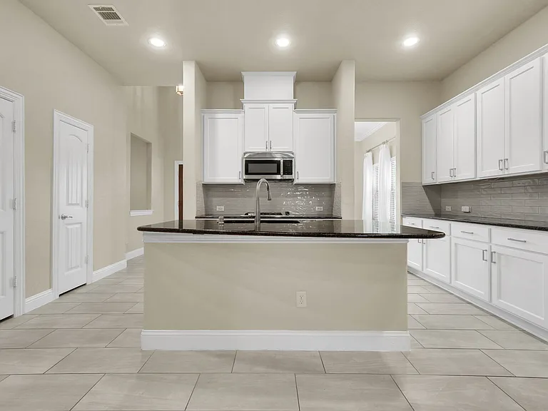 5805 Zinnia Dr — Photo 15