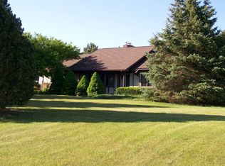 6688 Heatheridge Dr, Saline, MI