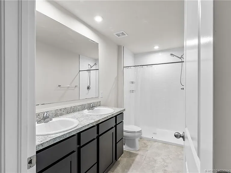 359 Clementine Rd — Photo 14
