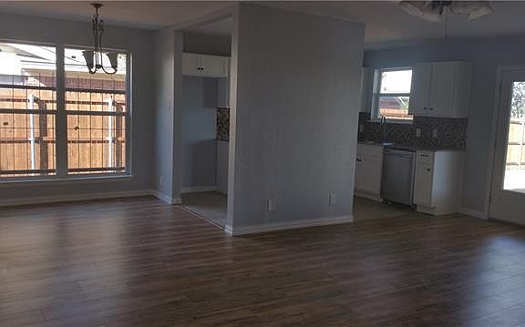 3rd image of 2614 Arcady Dr