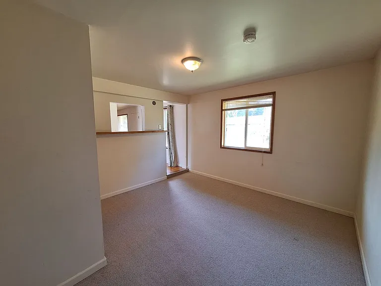 5867 Madrona Dr — Photo 6