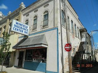 110 E 9th Ave, Winfield, KS 67156