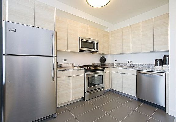 5th image of 43-25 Hunter St #710W
