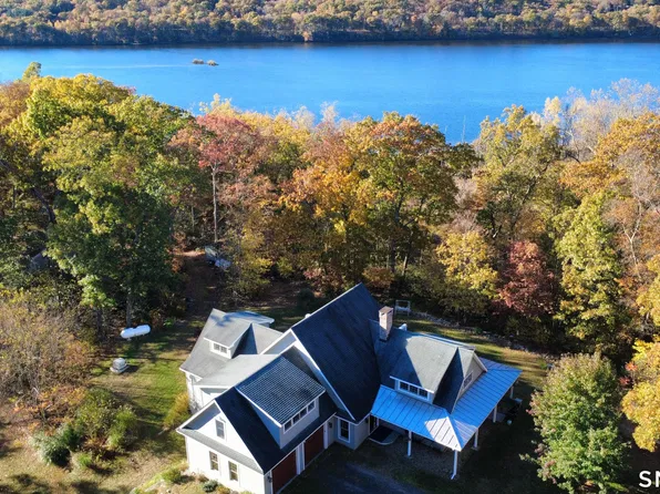 28 Sergeant Morgan Road, Haddam, CT 06424