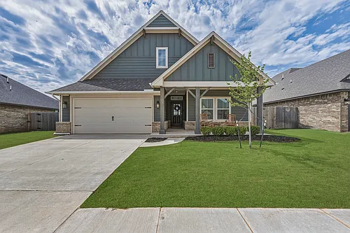 18433 Austin Pl Photo 1