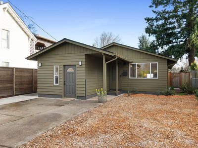 5520 SE Reedway St, Portland, OR, 97206