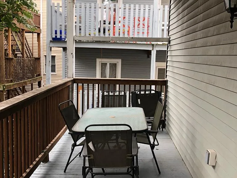 20 Sanger St #2 — Photo 8