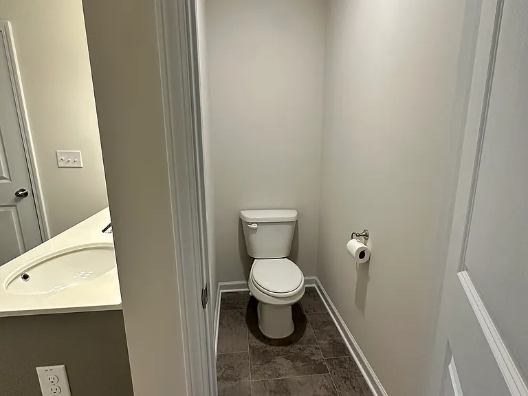 115 Buckingham Ln — Photo 19