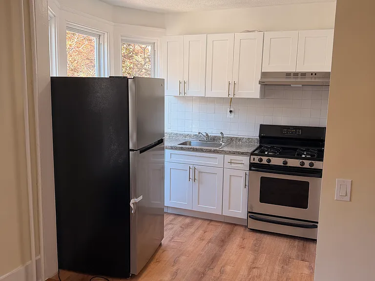 28 Ludlow St #2 — Photo 2