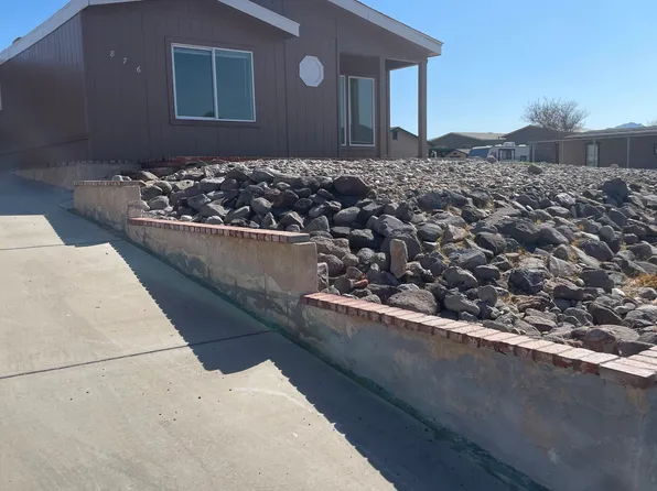 876 Roadrunner Dr, Bullhead City, AZ 86442