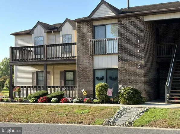7 Pickwick Pl, Sewell, NJ 08080
