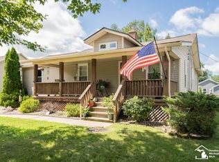 26134 Denning Rd, New Boston, MI 48164