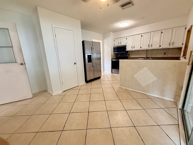 6740 W Van Buren Dr — Photo 4