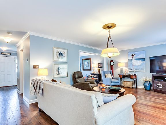 4th image of 1527 Ila Perdue Dr