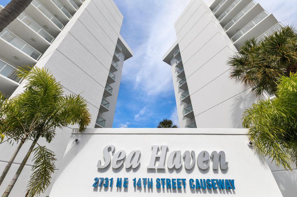 2731 NE 14th Street Causeway NE Apt 612, photo 2
