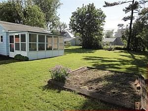 4th image of 144 Meadow Lea Dr