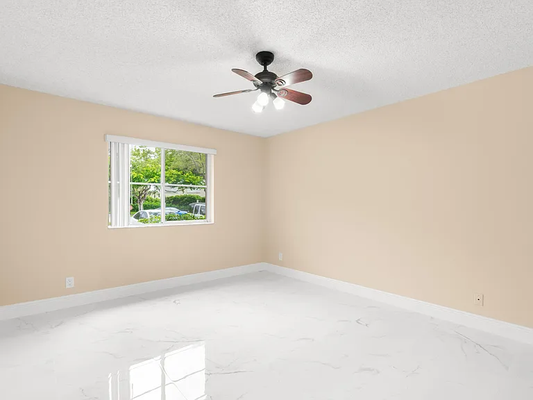 9855 Westview Dr #714 — Photo 22