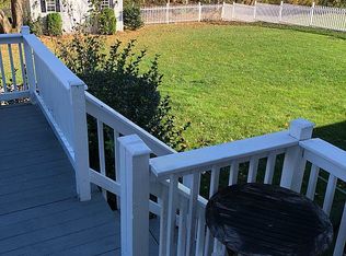 6 Heritage Rd, Dracut, MA 01826