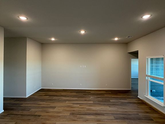 3rd image of 13457 S 72nd East Pl