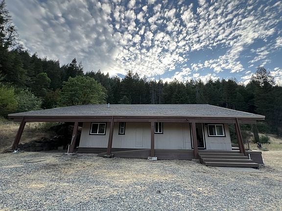 3rd image of 511 Tucker Hill Rd