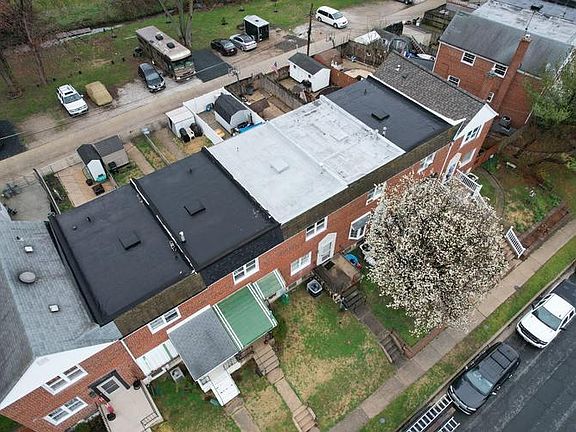 2nd image of 2348 Searles Rd